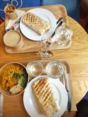  at SOA RESTAURANT BOULOGNE in Boulogne-billancourt