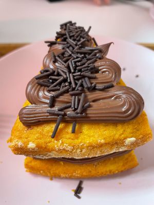 Carrot and chocolate cake (mild sweet) at Saludê Pastelaria Fit in Lisbon