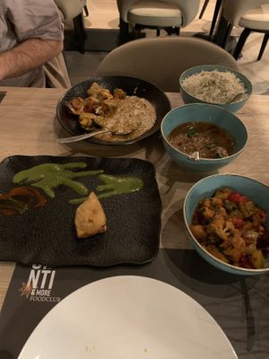 Different dishes for example samosas   at Ginti and More in Cologne