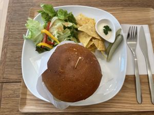 Veggie burger plate   at Alohana  in Tokyo