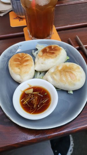 Fried Baozi at China Restaurant Yung in Frankfurt