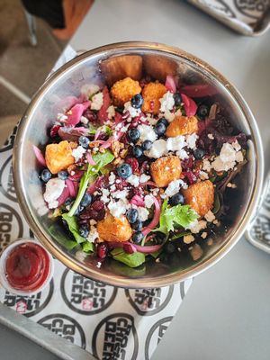 Berry salad with tofu at Boss Chick N Beer in Seven Hills