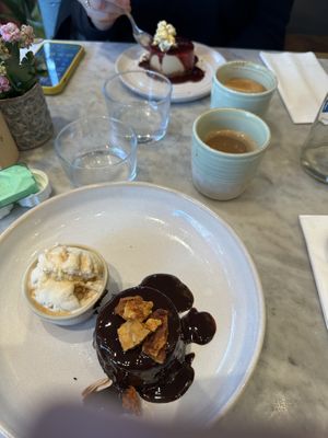 Cream brûlée with soya cappuccino & oat latte   at Mildreds - Covent Garden in London