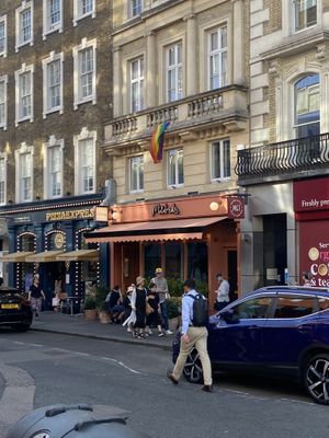 Outsidee  at Mildreds - Covent Garden in London