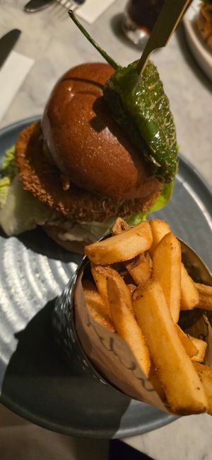 Chick'n burger at Mildreds - Covent Garden in London