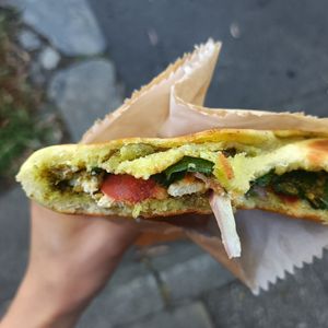 Vegan za'atar with veggies and feta - decent at Chocolate Dragonfly in The Basin