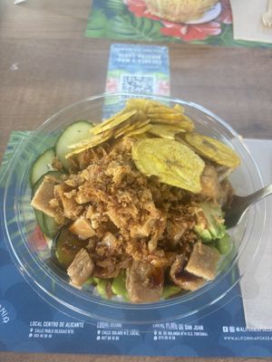 Vegan poke bowl  at Alifornia in Alicante