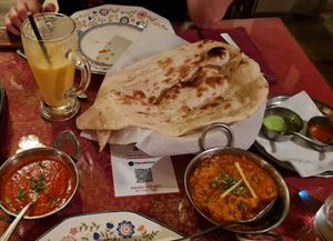  at Hola India in Salamanca