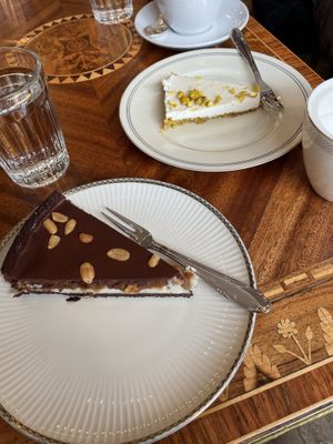 vegan peanut butter chocolate and pistaccio lemon  at Apfelgold in Bern
