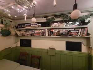 Foxglove Inside (Vegan Books) #Veganuary at Foxglove in Barmouth