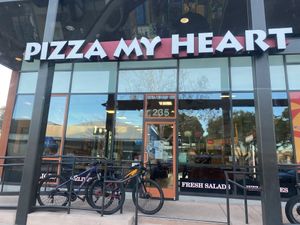 Store front  at Pizza My Heart in Burlingame