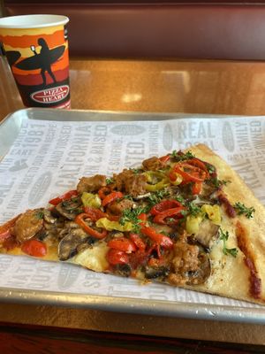 Yum Vegan Mt. Diablo Pizza 🍕 Highly Recommend  at Pizza My Heart in Burlingame