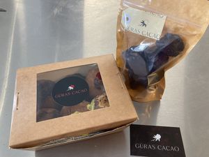 Donuts and honeycomb - all vegan 🌱   at Güras Cacao in Mordialloc