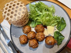 Vegan Larb tord with sticky rice  #Veganuary at Sizzler - Fashion Island in Bangkok