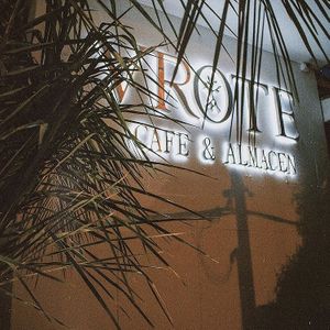 Entrada   at Vrote in Montevideo