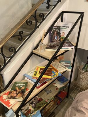 Espacio con lecturas vegan 💖  at Vrote in Montevideo