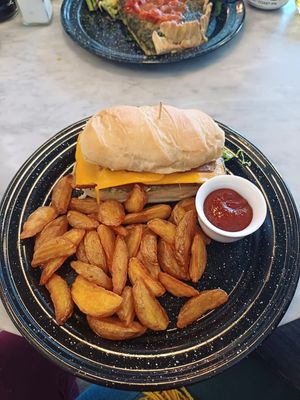 Chivito  at Vrote in Montevideo