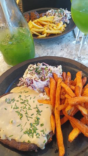 Bife de seitan e seitan ribs at The Green Affair - Parque das Nações in Lisbon