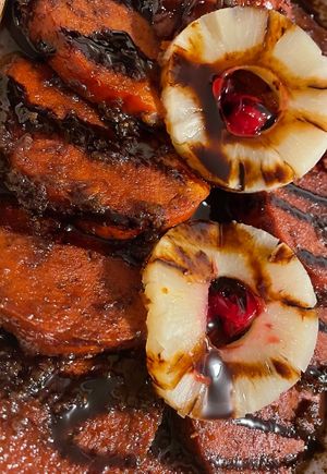 Holiday Hamz  at VvIDALYFE in Chicago