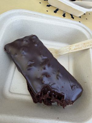 Brownie   at The Branch Line in Santa Rosa