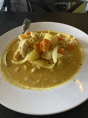 Yellow curry with vegan meat 😍 It’s so bomb!!!  I’m surprised this place isn’t more busy.   at Thai Peppers in Gilbert