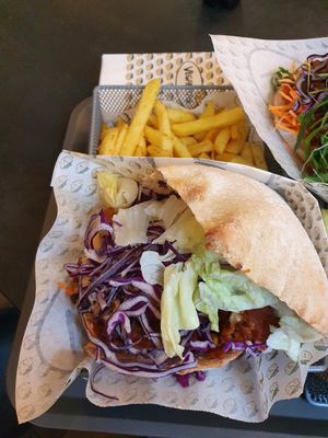 Tempeh pita at Veganitas in Zurich