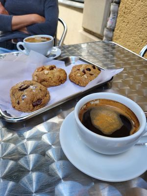  at Round & Edgy in Berlin