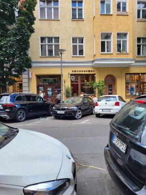  at Round & Edgy in Berlin