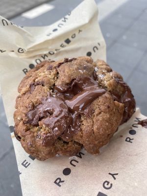 Choco Chunk Sea Salt  at Round & Edgy in Berlin