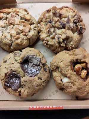  at Round & Edgy in Berlin