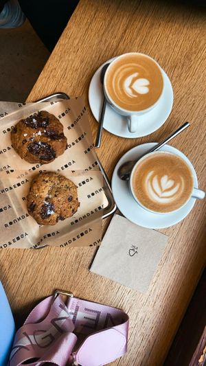  at Round & Edgy in Berlin