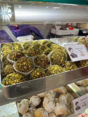 Vegan sweet at Afandi Delicias Del Sultán in Valencia