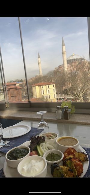   at Dubb Indian Restaurant in Istanbul