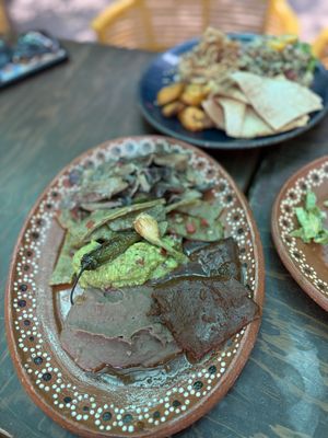 Carnitas de seta  at La Chicha in Mexico City