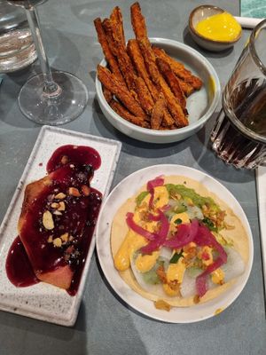 Watermeloen steak, zoete aardappel friet & wrap at Rozey in Amersfoort