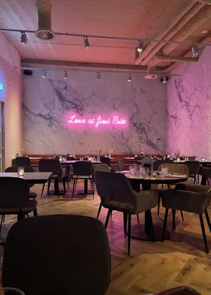 Rozey interieur   at Rozey in Amersfoort