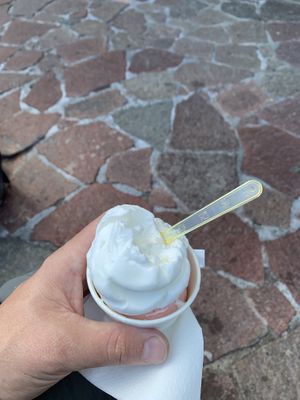 Strawberry/banana and Lemon  at Berry's - Marinero in Tenerife