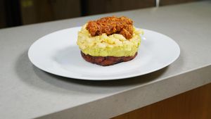 Mac n cheese and sol friend chickn at Vegan Sol in Ajax