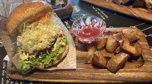 Vegan burger set with fries  at Seven Star's Cafe in Hokkaido