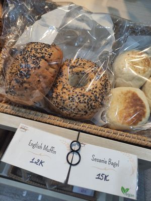 Bagels vegan at Le Bordeaux in Da Nang