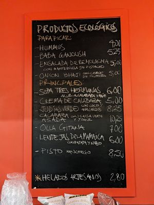 Carta de temporada at Plantamientos in Madrid