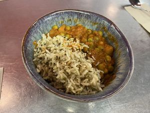 Potato and pea curryy  at Plantamientos in Madrid