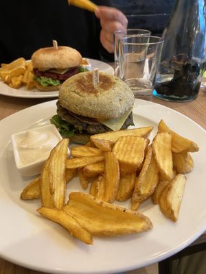 Vegan green burger 🍔🌱  at Vebu in Aarhus