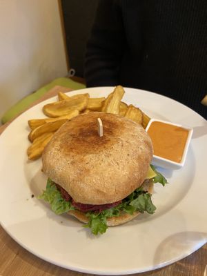 Vegan red / Brown burger 🍔  at Vebu in Aarhus