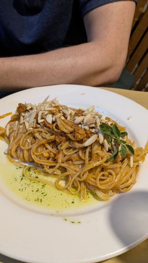 Vegan pesto primi at La Zucca in Venice