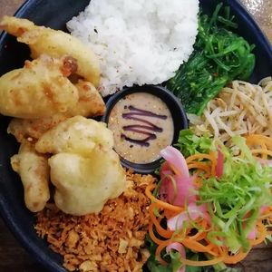 No chicken poke bowl at SALT in Hamilton