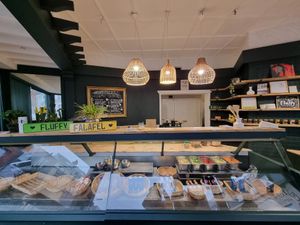Counter at Fluffy Falafel in Kortrijk