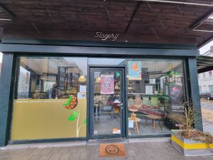 Front at Fluffy Falafel in Kortrijk