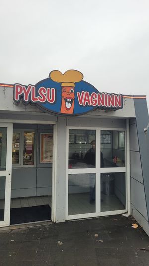 at Pylsuvagninn in Selfoss