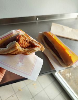  at Pylsuvagninn in Selfoss